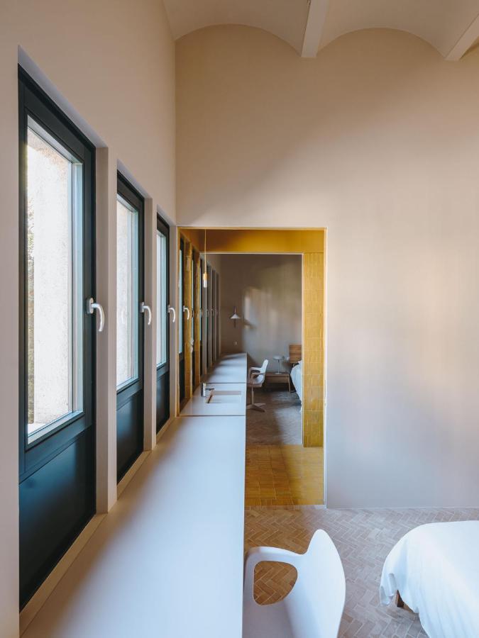 Fabrica Descals And Pavillion Villa Olot Eksteriør billede